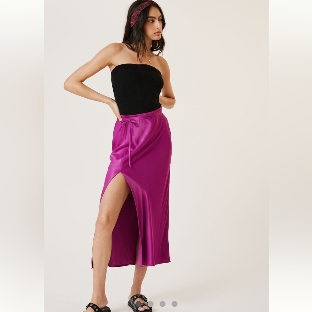 Slim Slip midi skirt S from anthropologie